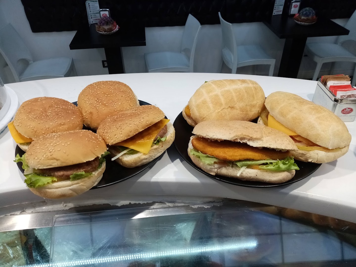 Petrini lounge Cafe · Foto 3